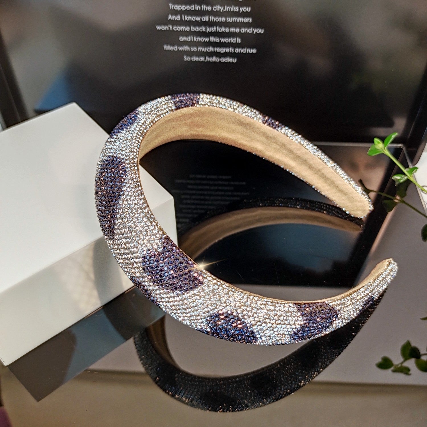 Wholesale High Skull Crown Sparkling Colored Rhinestone Headband